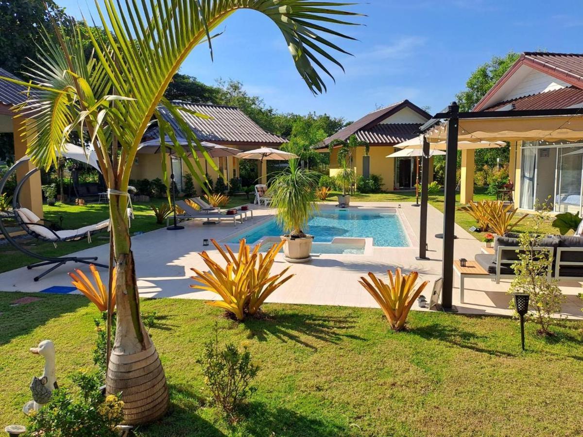 Pool Villa, Resort, Mae Ramphueng Beach, Ban Phe, Rayong, Residence M Thailand (Adults Only) Ban Chamrung Exterior foto