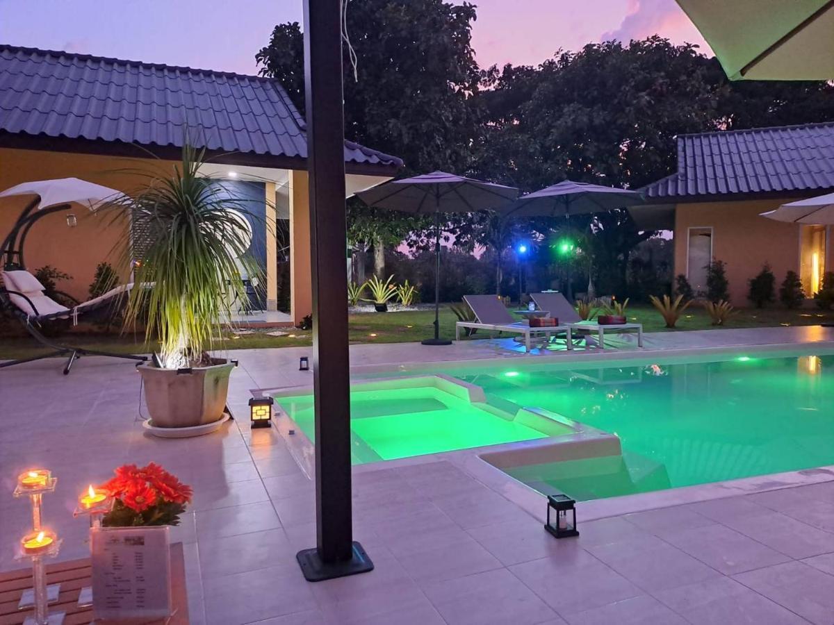 Pool Villa, Resort, Mae Ramphueng Beach, Ban Phe, Rayong, Residence M Thailand (Adults Only) Ban Chamrung Exterior foto